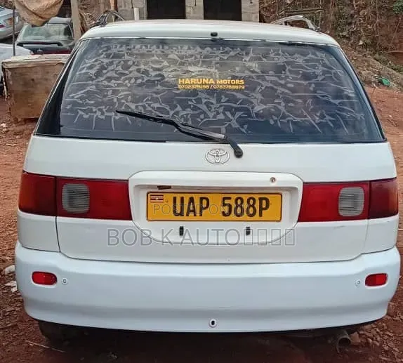 Toyota Ipsum 1998 White