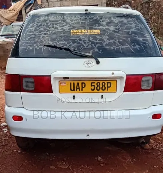 Toyota Ipsum 1998 White