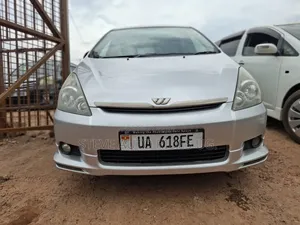 Toyota Wish 2004 Silver