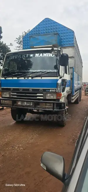 Mitsubishi Trucks 1994 Blue
