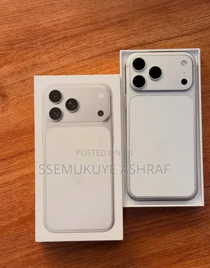 New Apple iPhone 17 Pro Max 256 GB White