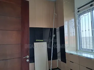 Furnished 6bdrm House in Kira, Central Division for sale