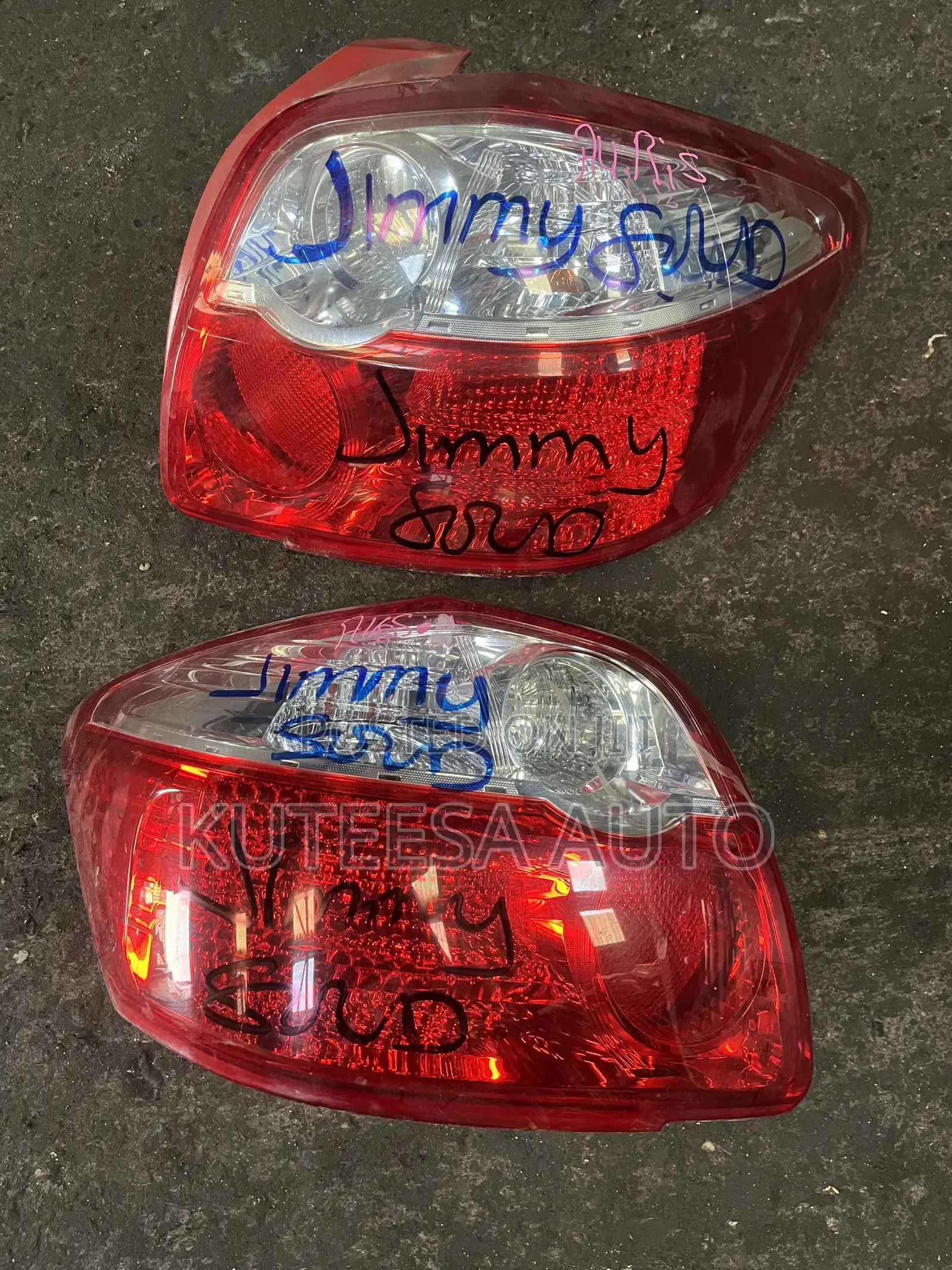 Toyota Auris 2012 Backlights