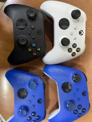 Xbox Series X/S Controllers