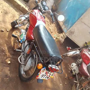 Bajaj Boxer 2017 Red