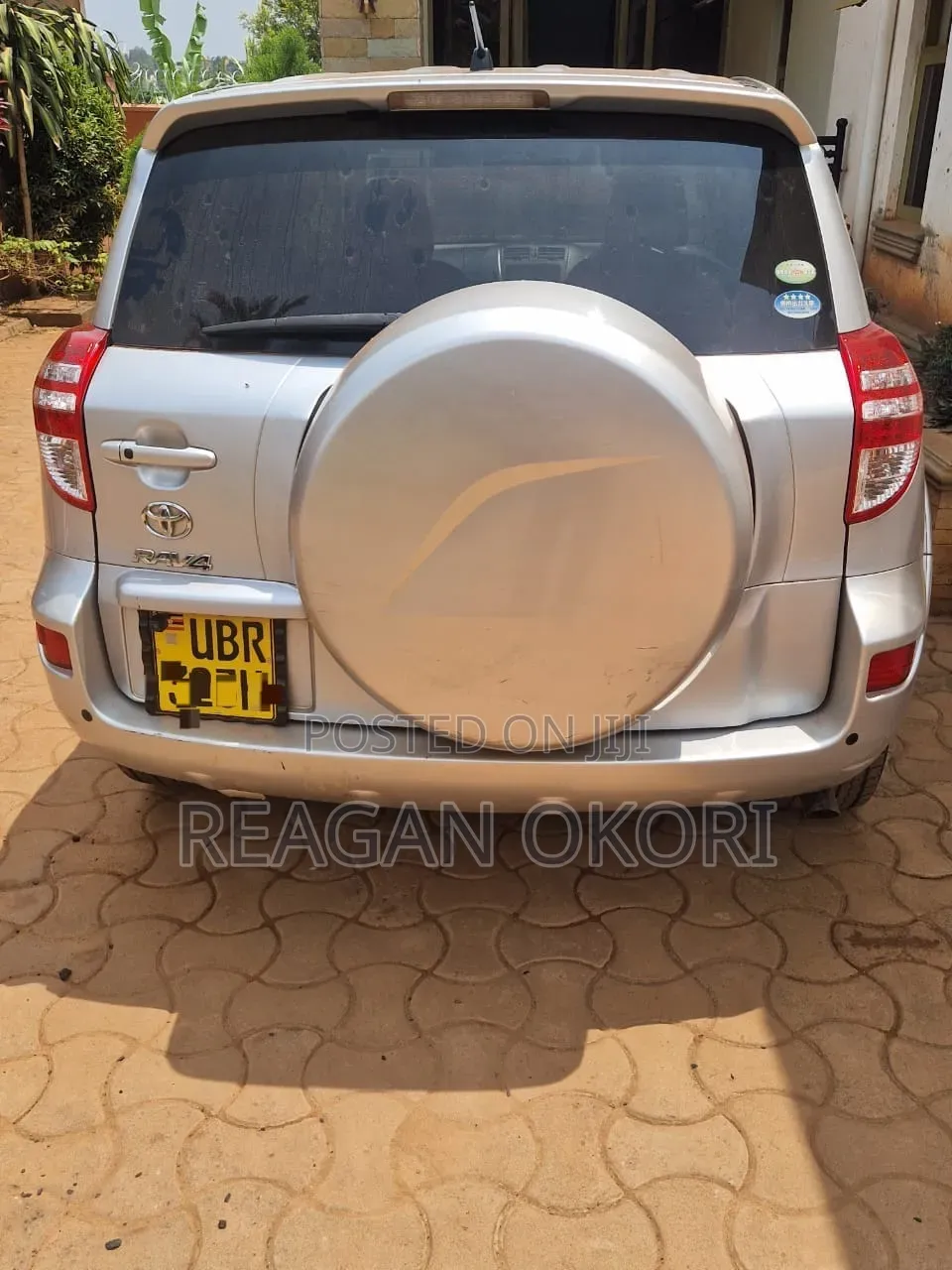 Toyota RAV4 2011 Silver