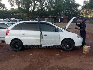 Toyota Nadia 2001 White