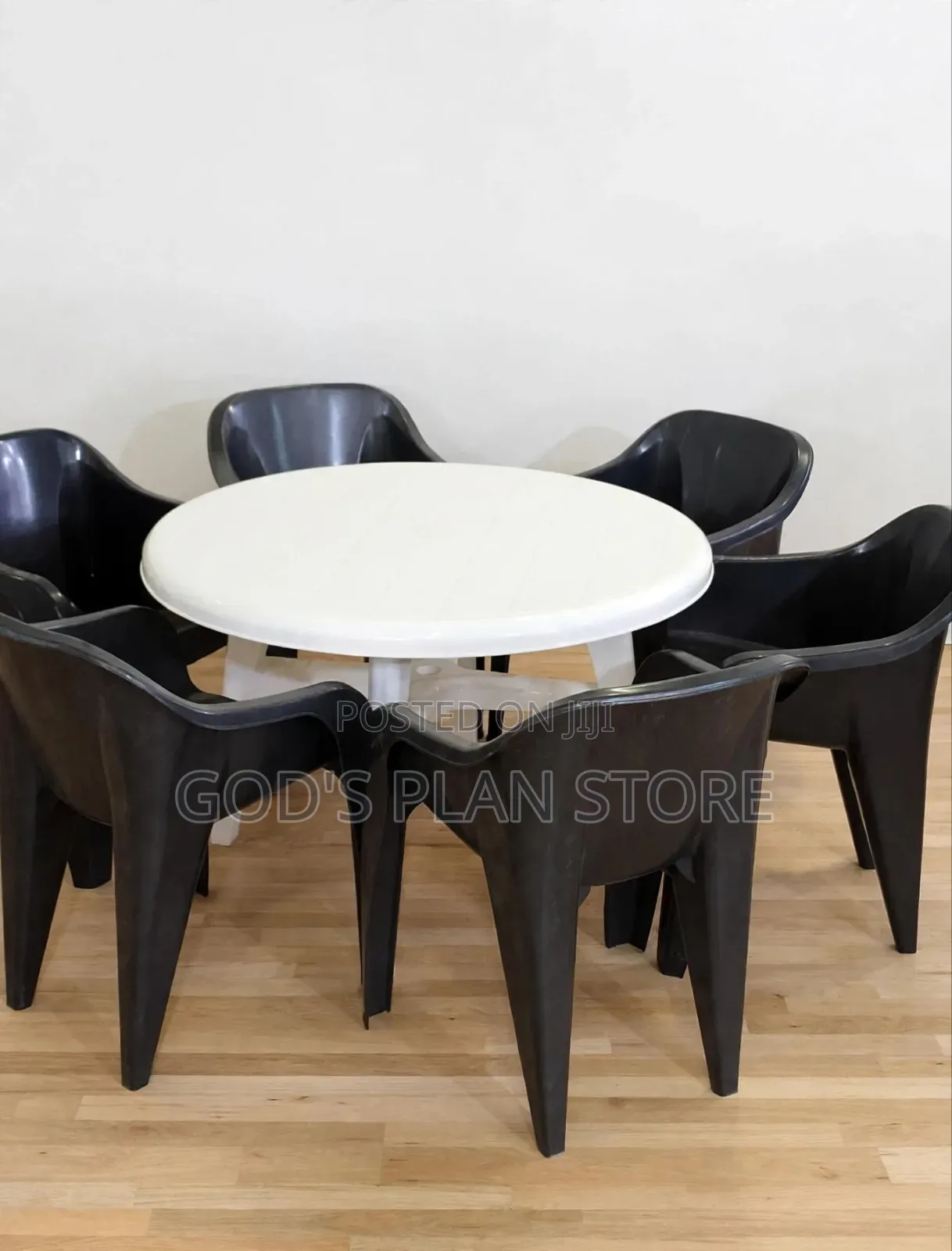 7-Piece 6 Seater Plastic Round Table and Chairs