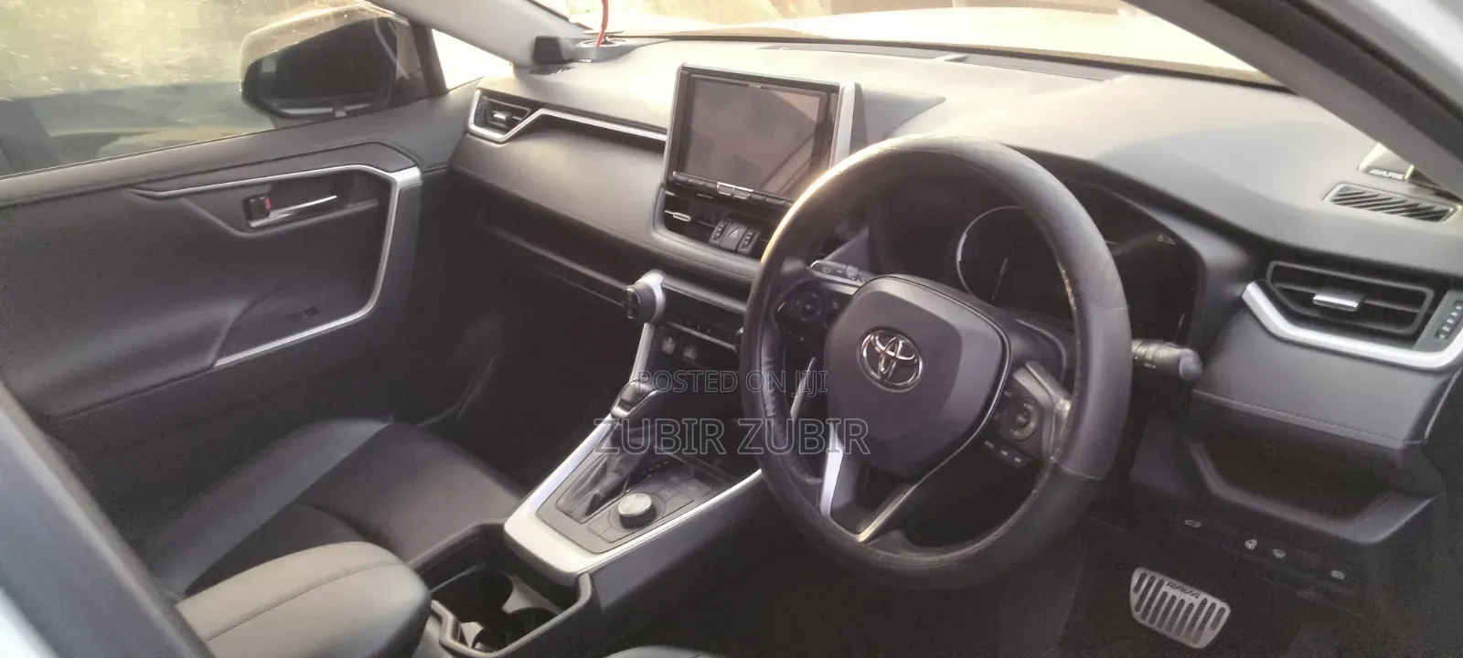Toyota RAV4 2019 White