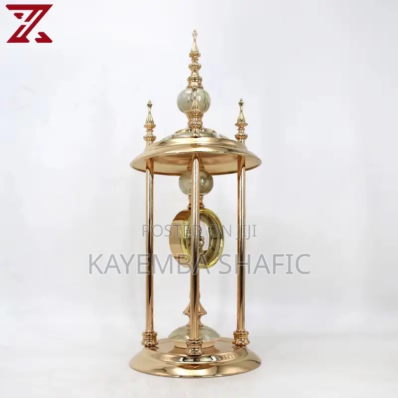 Luxury Decorative Gold and Crystal Table Clock Centerpiece
