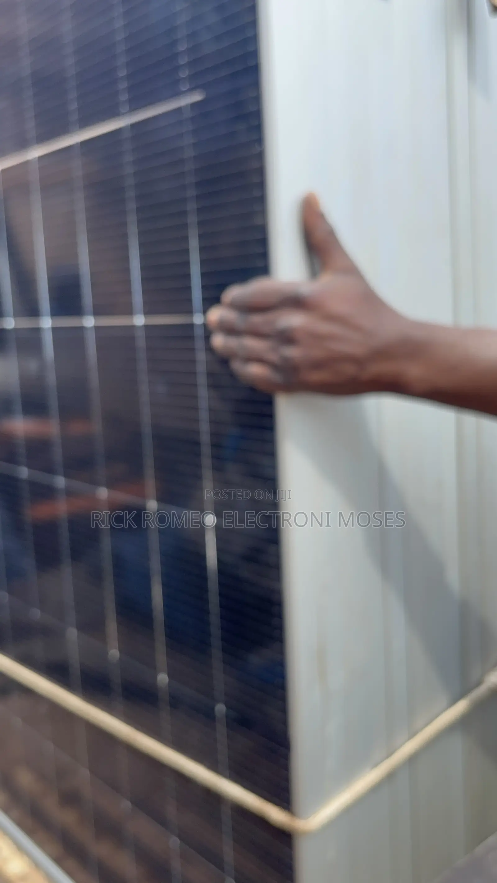 580w Mono Crystalline Solar Panels