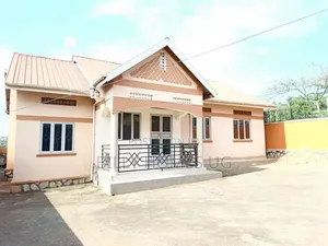 4bdrm House in Goma for sale