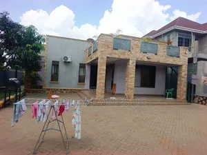 3bdrm House in Kira for sale