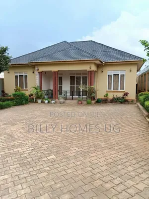 4bdrm Bungalow in Ssisa for sale