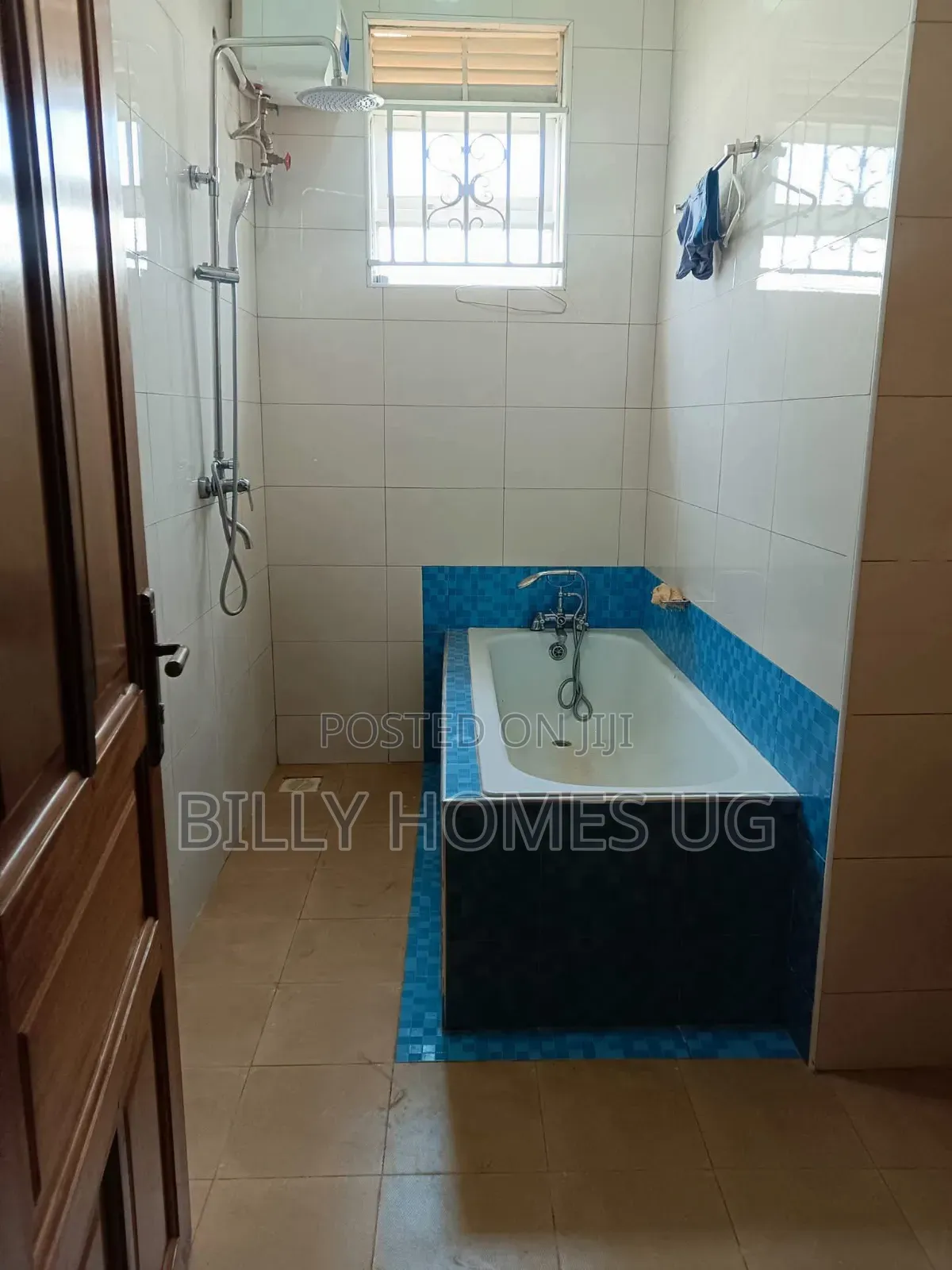4bdrm Bungalow in Ssisa for sale