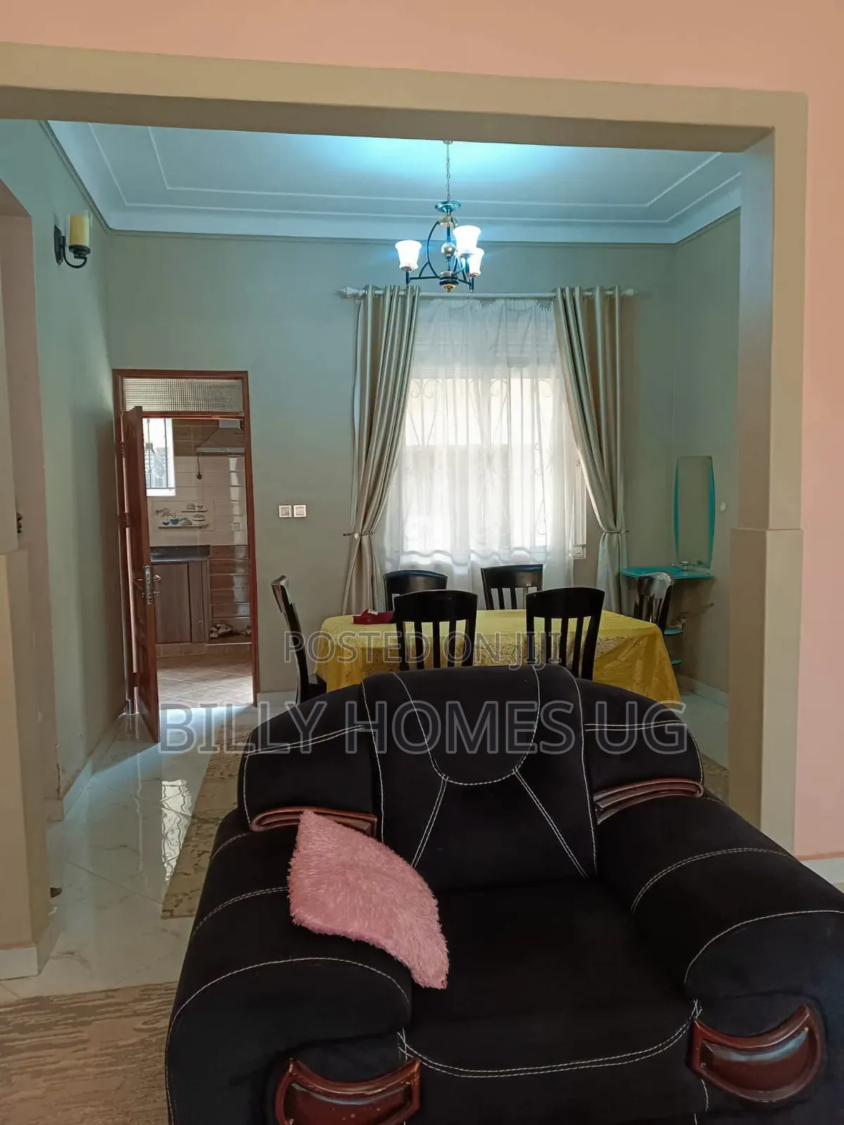 4bdrm Bungalow in Ssisa for sale