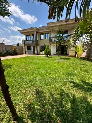 5bdrm Villa in Kira for sale
