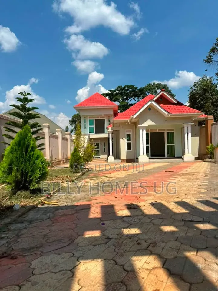 4bdrm House in Gombe for sale