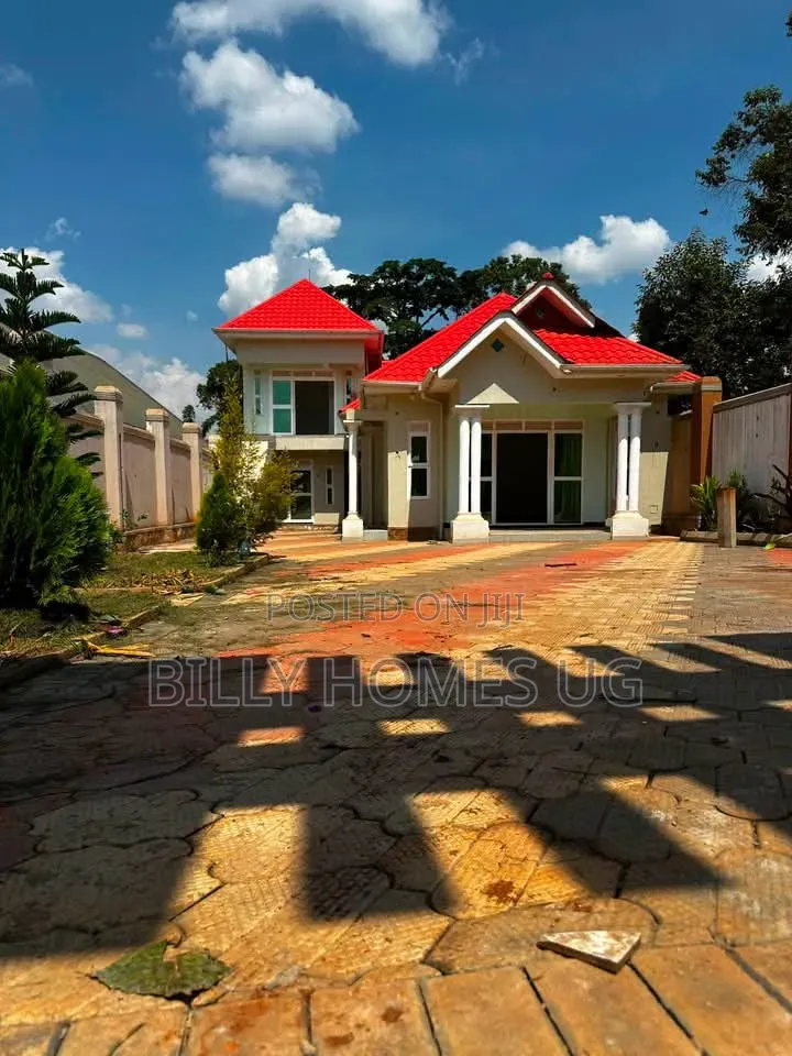 4bdrm House in Gombe for sale