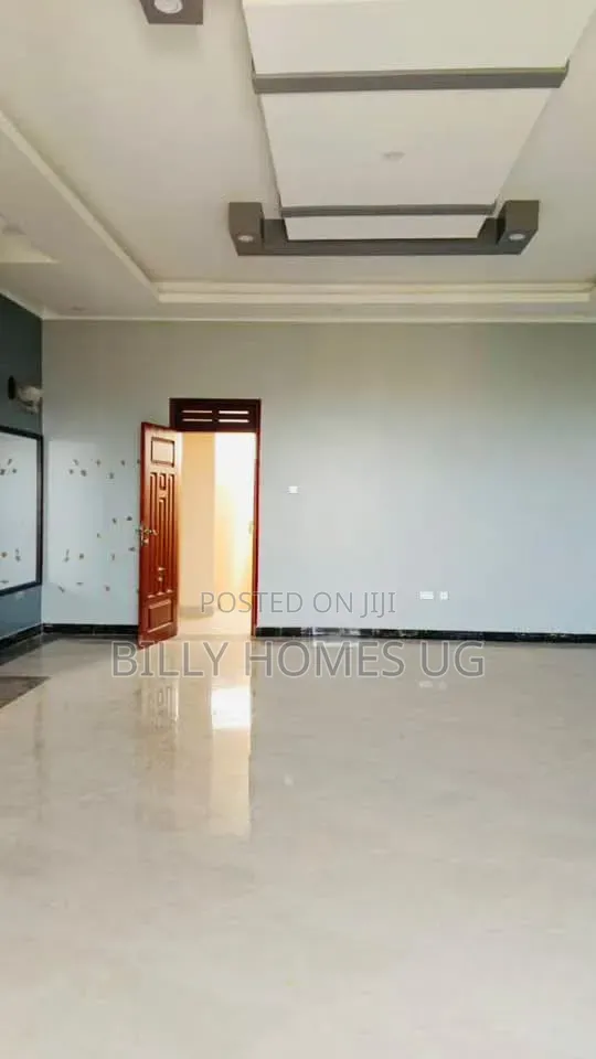 6bdrm Mansion in Ssisa for sale