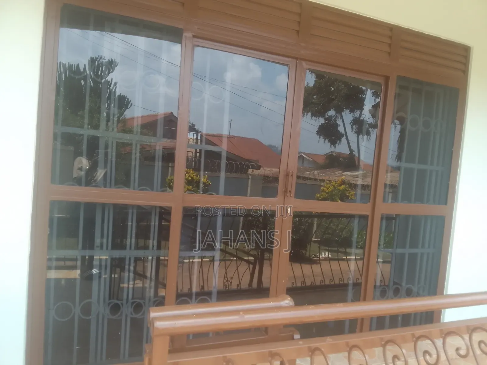 3bdrm Apartment in Makindye for rent