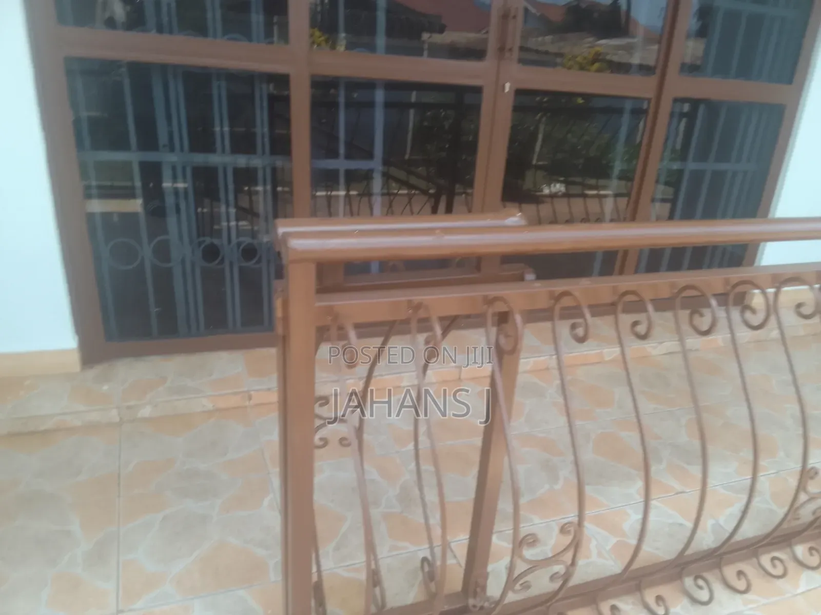 3bdrm Apartment in Makindye for rent