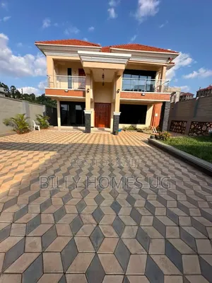 5bdrm Mansion in Kira for sale