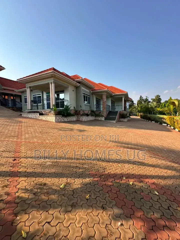 4bdrm House in Kira for sale