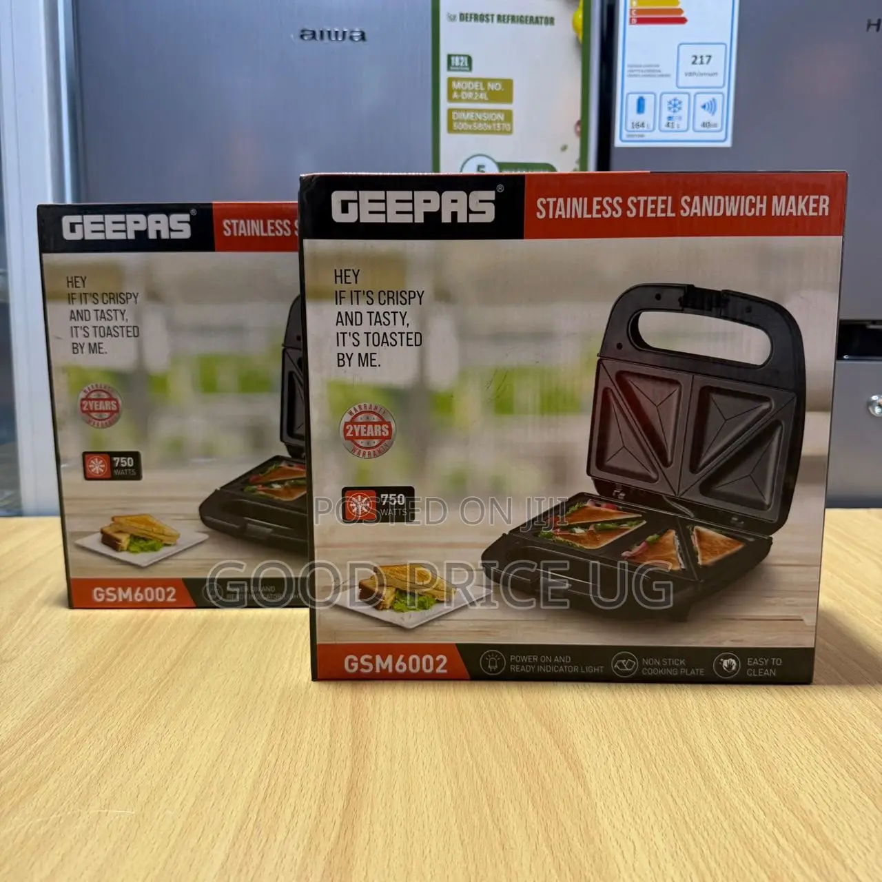 Geepas 750W 2-Slice Stainless Steel Sandwich Maker