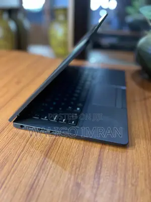 Laptop Dell Latitude 5300 8GB Intel Core i7 SSD 256GB