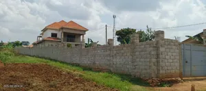 4bdrm Villa in Wakiso / Wakiso for sale