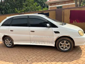 Car 1998 Off white
