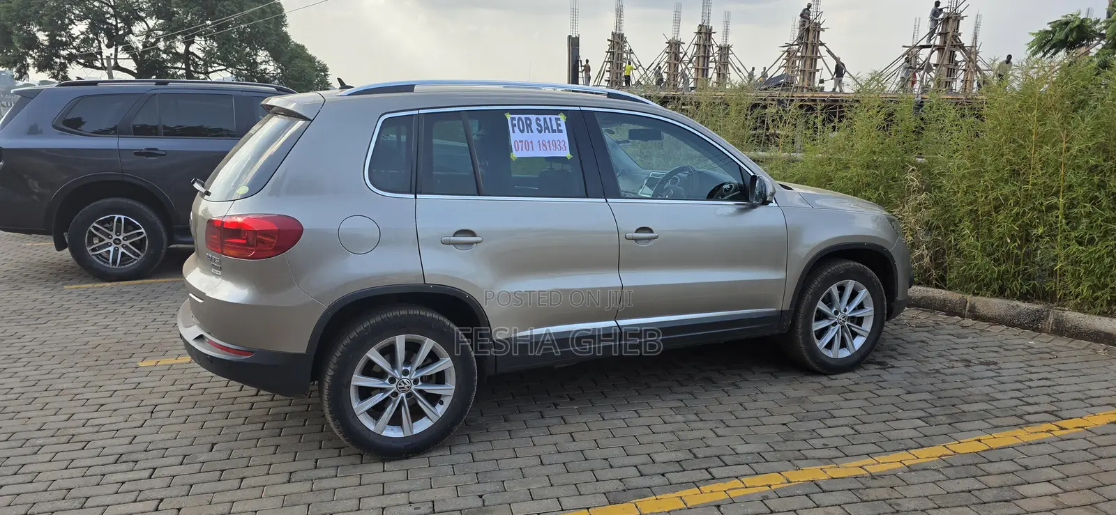 Volkswagen Tiguan S Automatic 2011 Gold