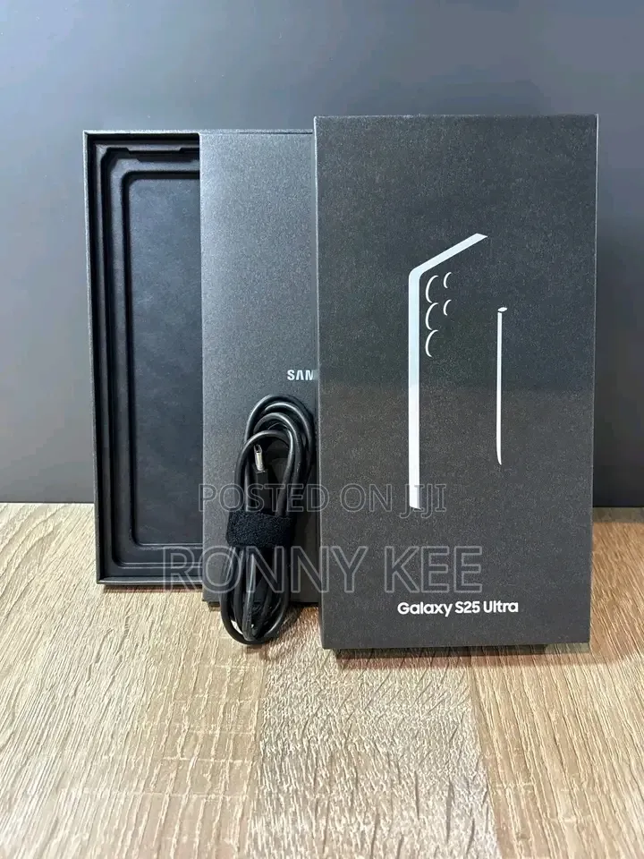 New Samsung Galaxy S25 Ultra 256 GB Gold
