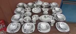 ​Exquisite 117-Piece Floral Dinnerware Set for Sale!