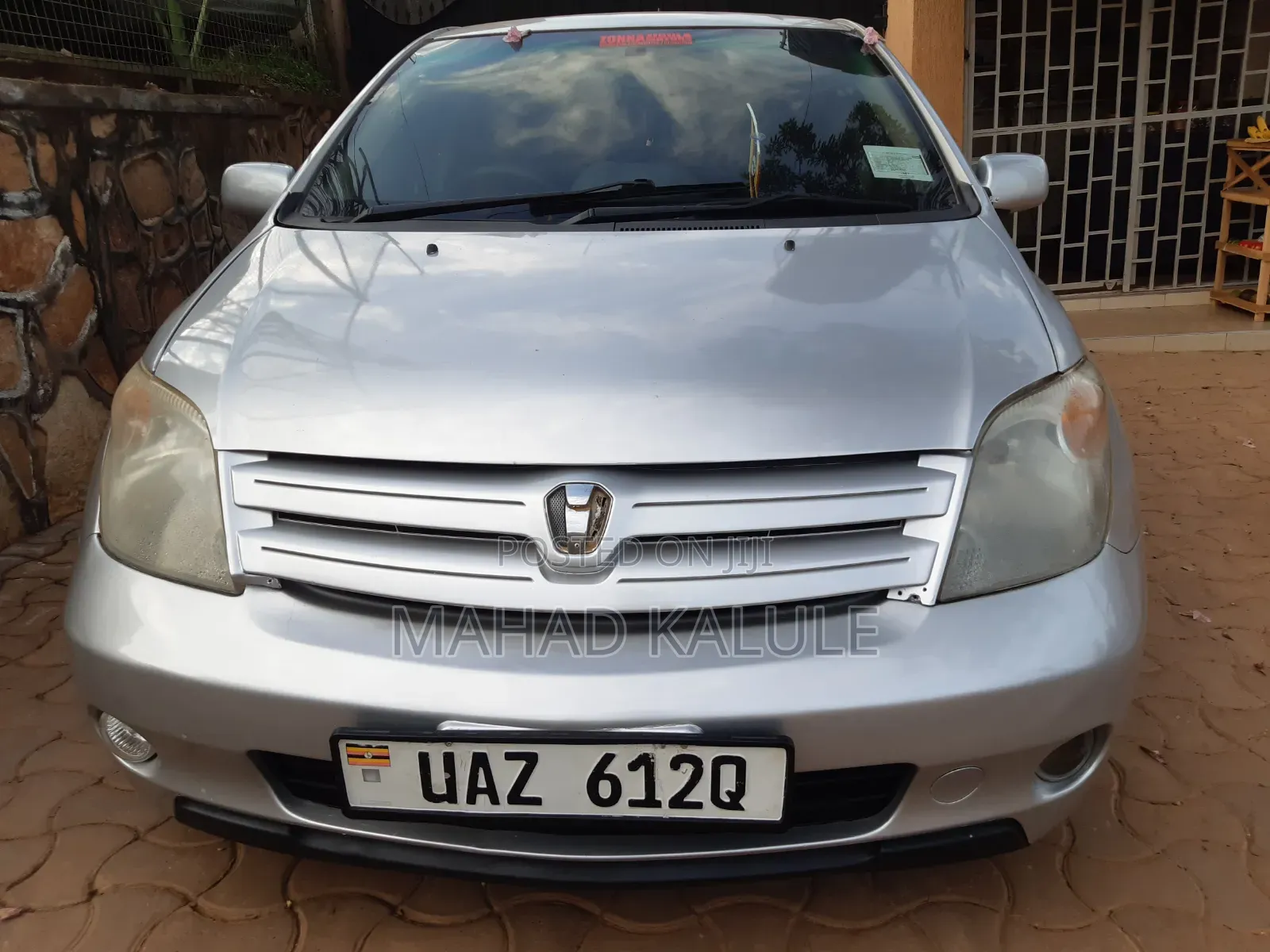 Toyota IST 2005 Silver
