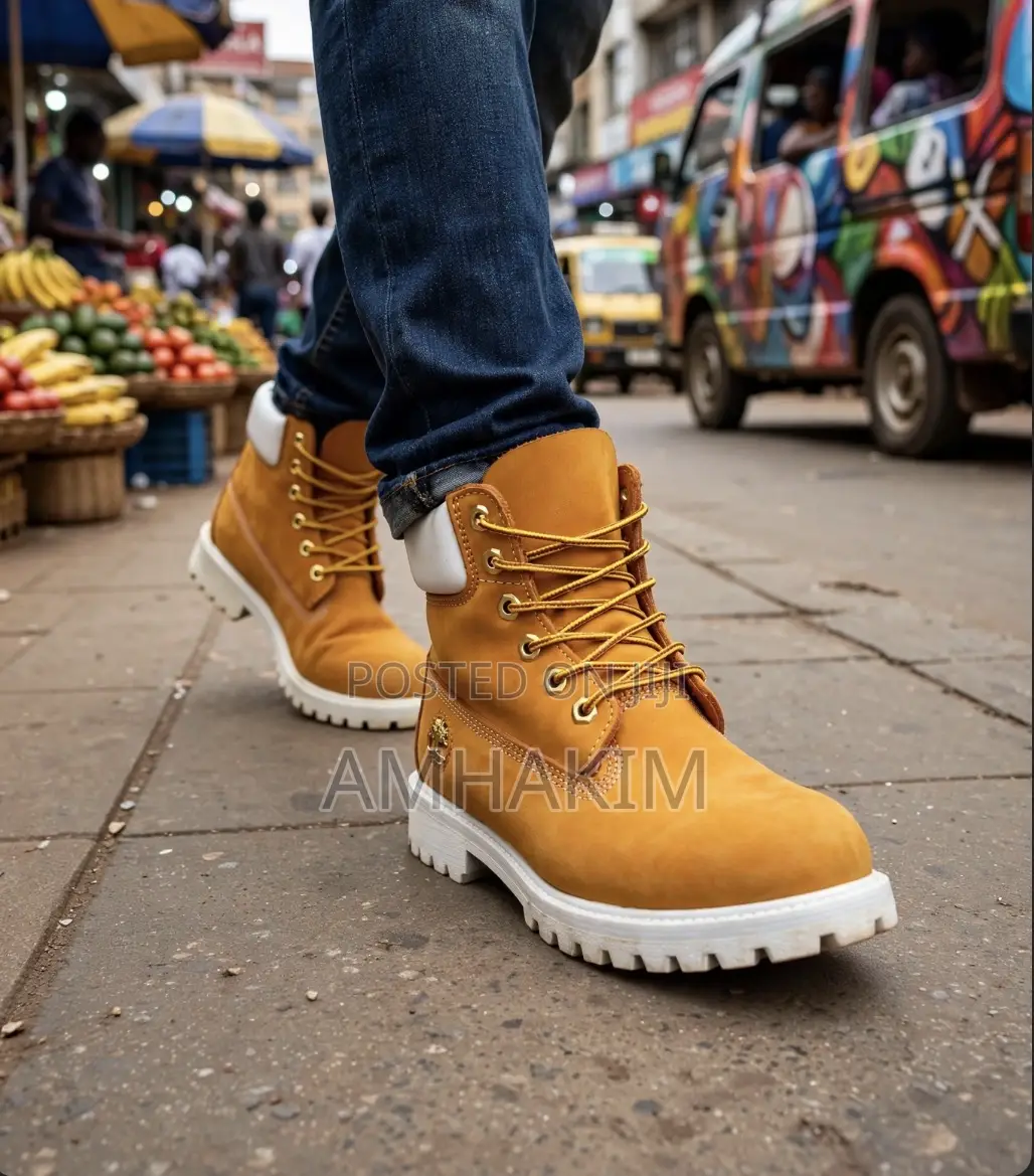 Genuine Timberland White Sole Brown Leather Boots in Stock