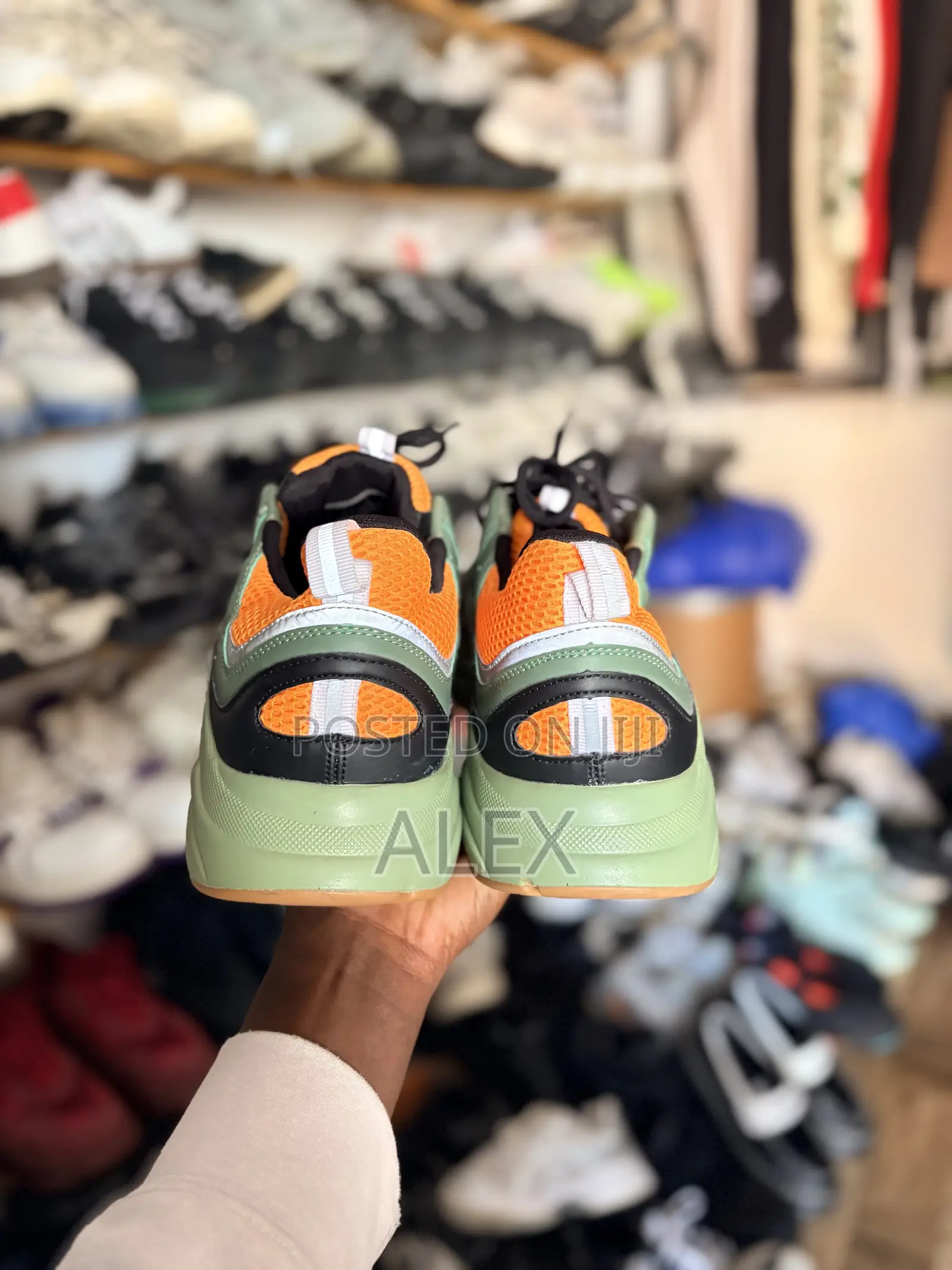 Dior B22 Clean