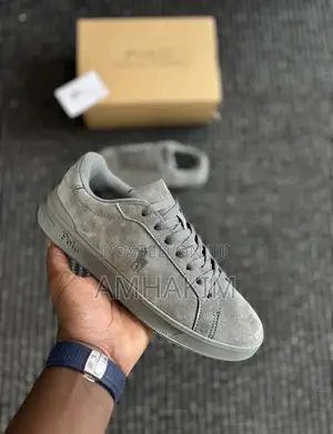 Classic Polo Ralph Lauren Heritage Court II Sneakers in Stock