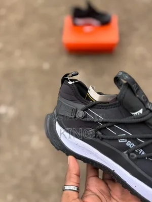 Nike ACG Terra Antarktik GORE-TEX Sneakers