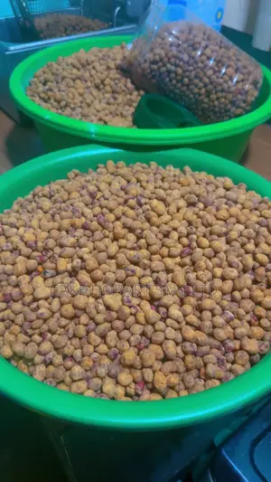 Coated Peanuts( Chillie Flavor or Vanilla Flavor)