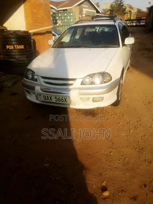 Toyota Caldina 2000 White