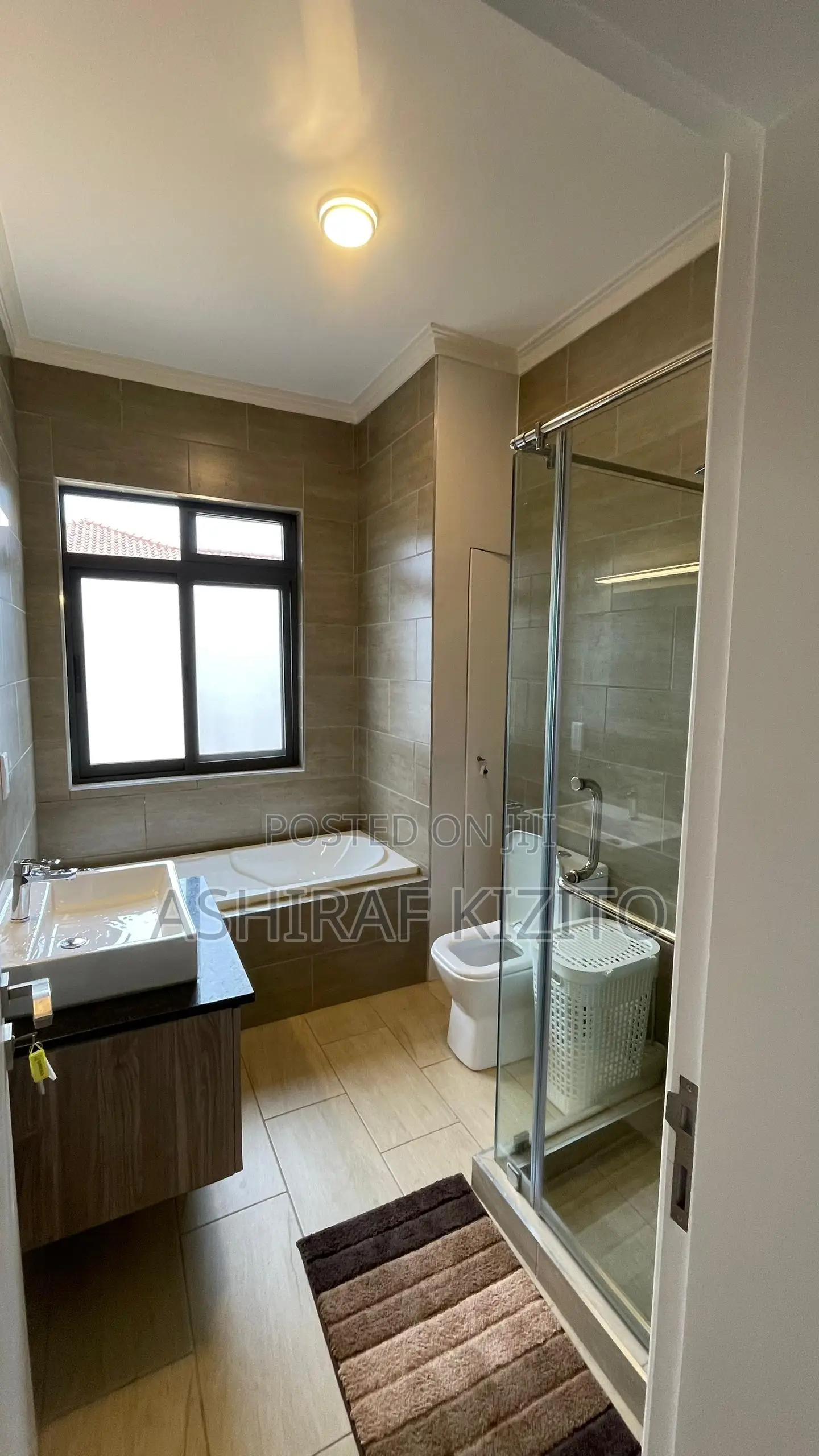 Furnished 4bdrm Villa in Central Division for rent