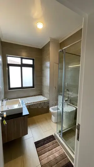 Furnished 4bdrm Villa in Central Division for rent