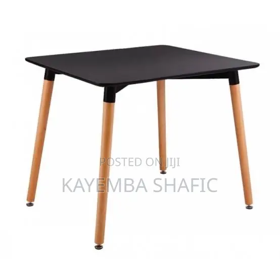 Modern Scandinavian 4-Seater Square Dining Table (80x80cm)