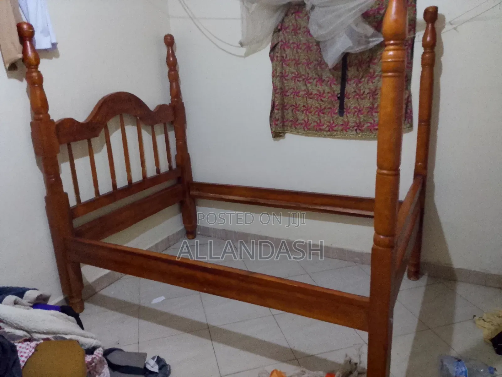 5x6 Wood Med Bed. Fine Furniture