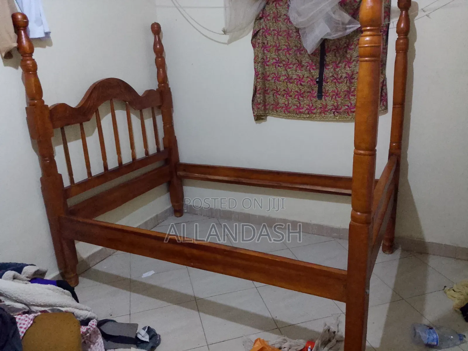 5x6 Wood Med Bed. Fine Furniture