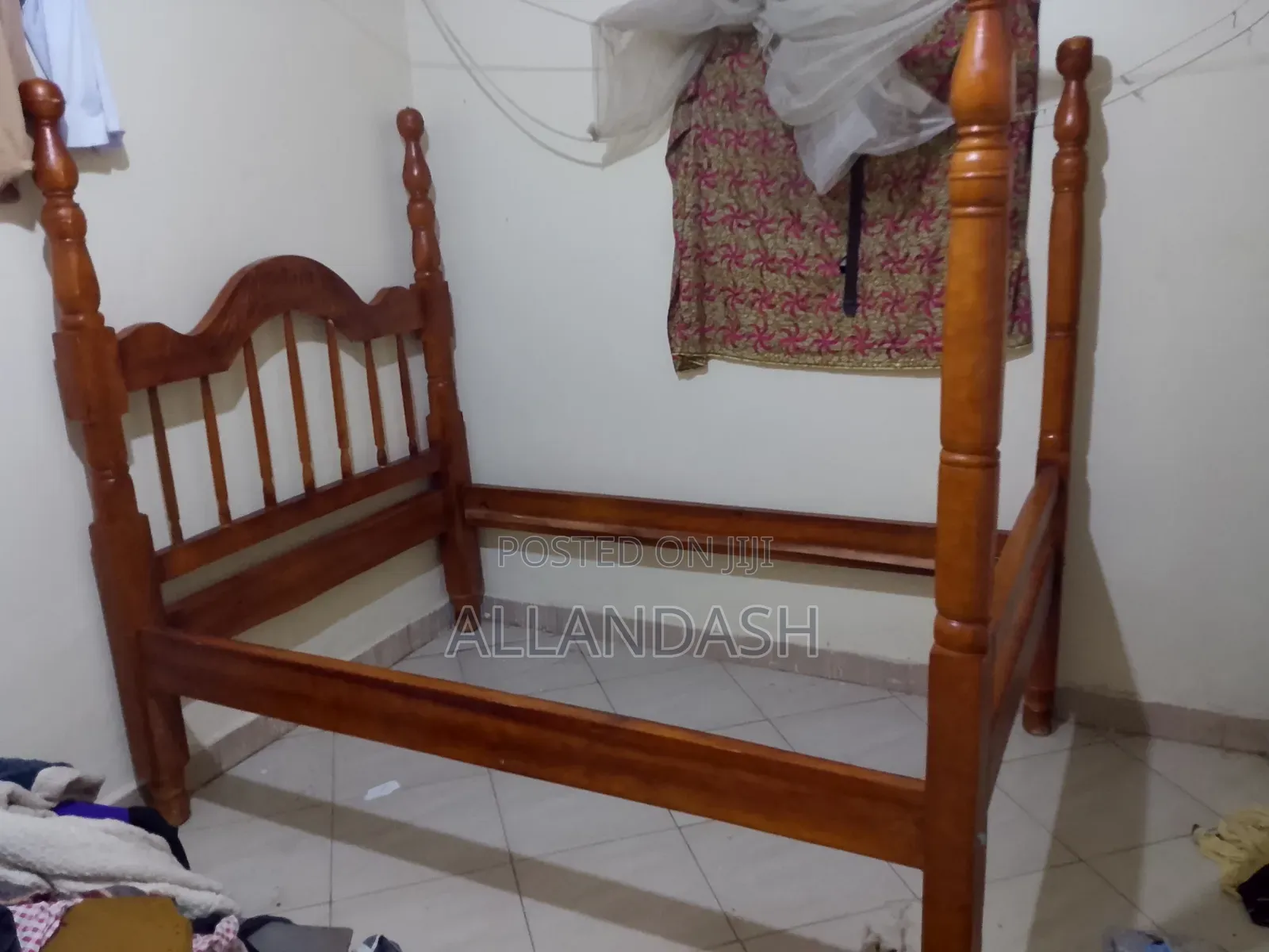 5x6 Wood Med Bed. Fine Furniture