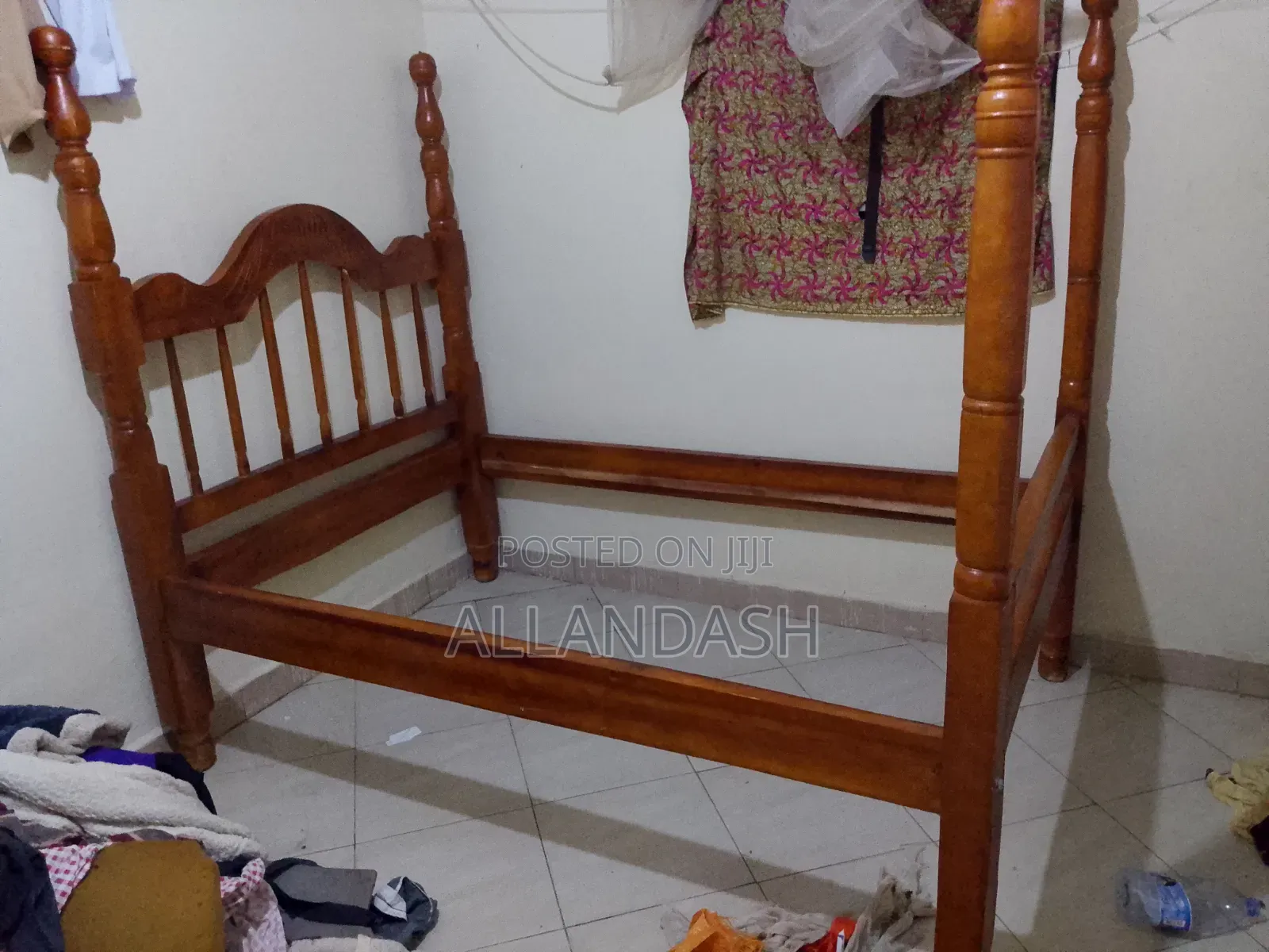 5x6 Wood Med Bed. Fine Furniture