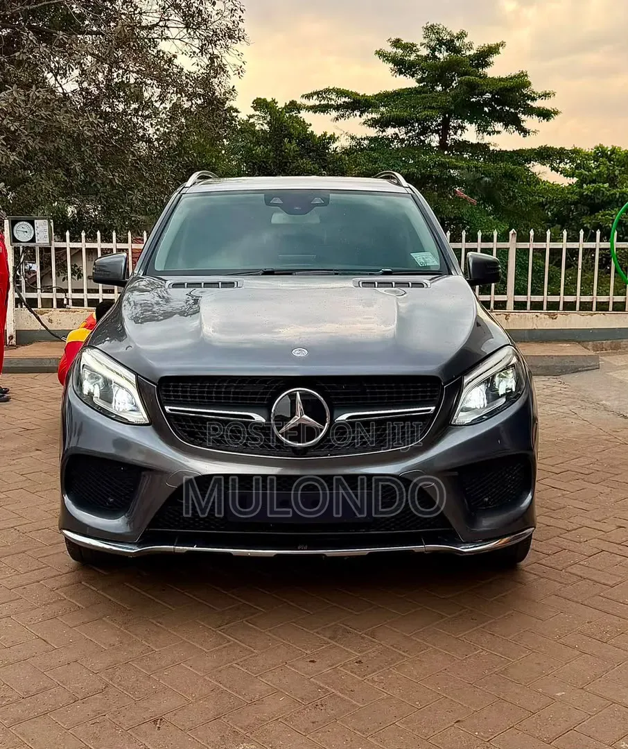 Mercedes-Benz GLE-Class 2018 Gray